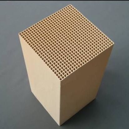 Otomobil Emisyonları Katalizör Seramik Petek Filtre Oval Pelet Kare ISO14001